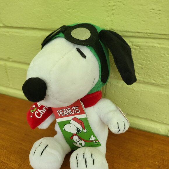 Peanuts Snoopy Pilot Doll Toy Music 8'' Plays Theme Song Merry Christmas NEW T7 - Picture 4 of 8